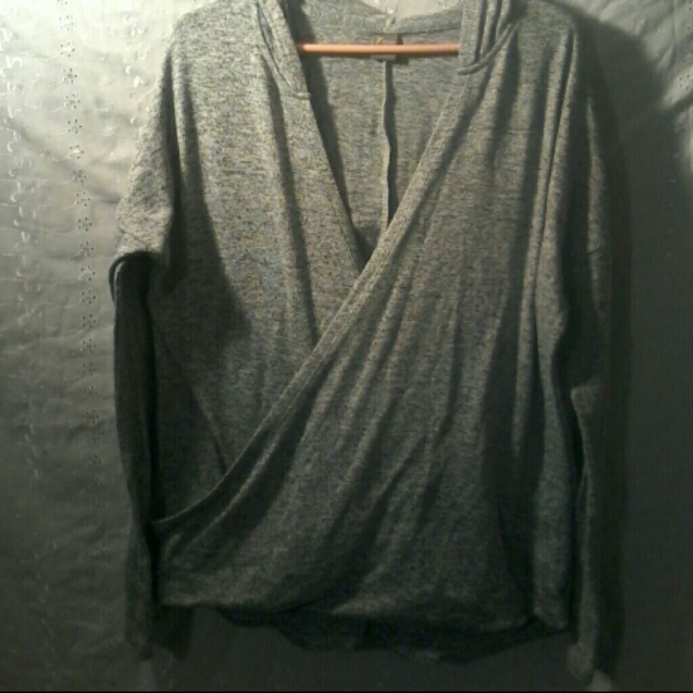 Old Navy Hoodie Sweater size M